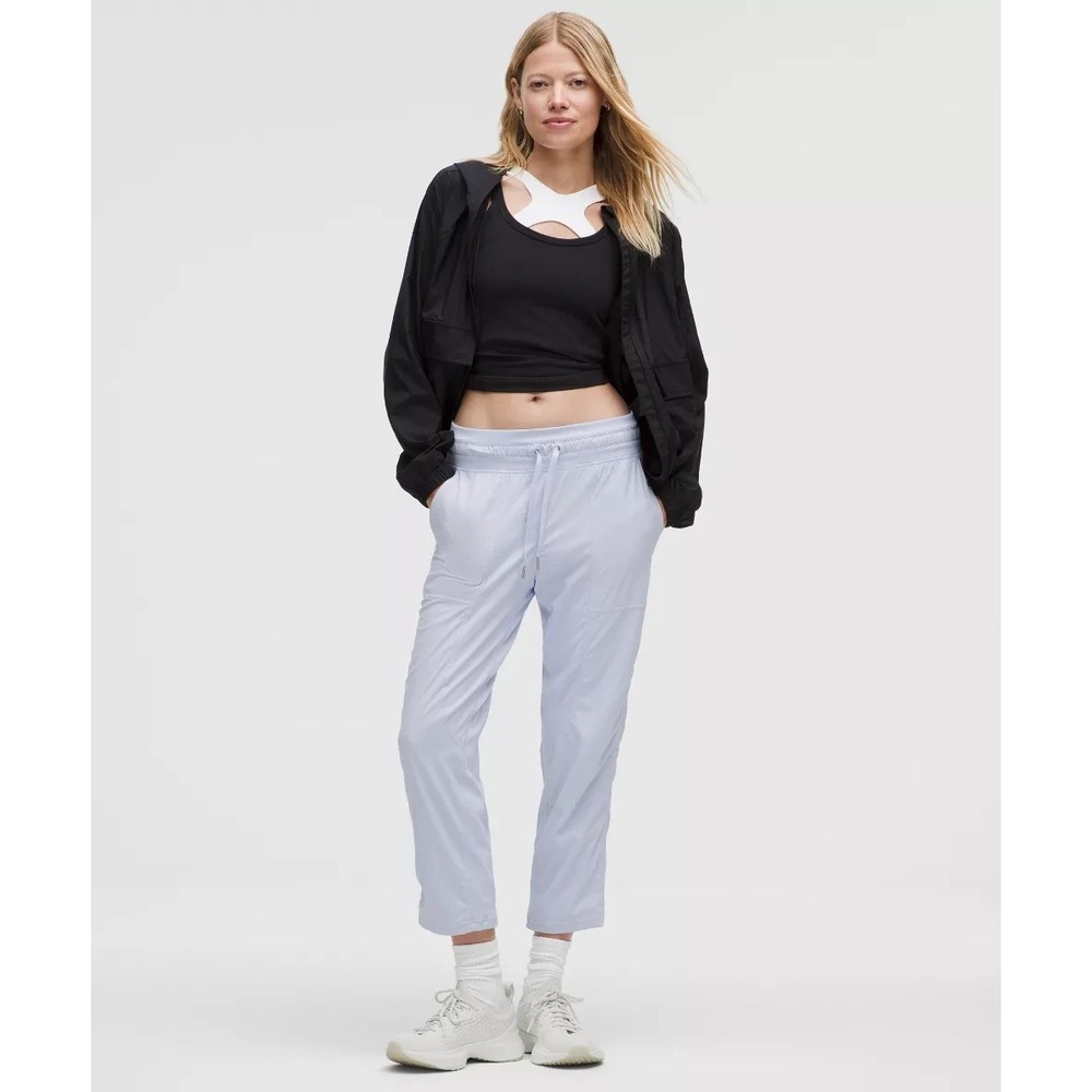 Lululemon Dance Studio Mid Rise Cropped Lined Off White Women's Sz 10 Pants